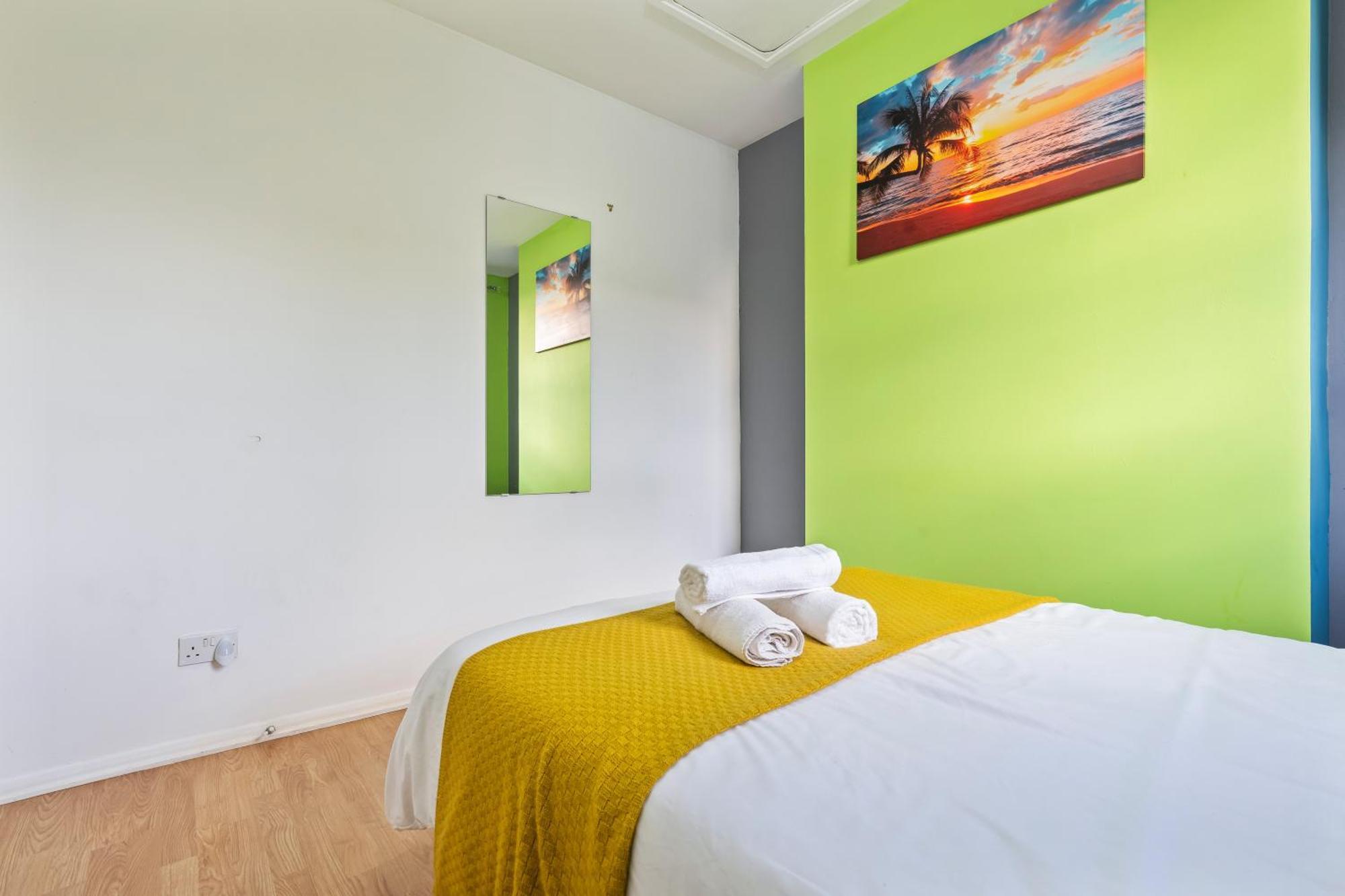 Impeccable 4-bed House In Brixton Casa vacanze Londra