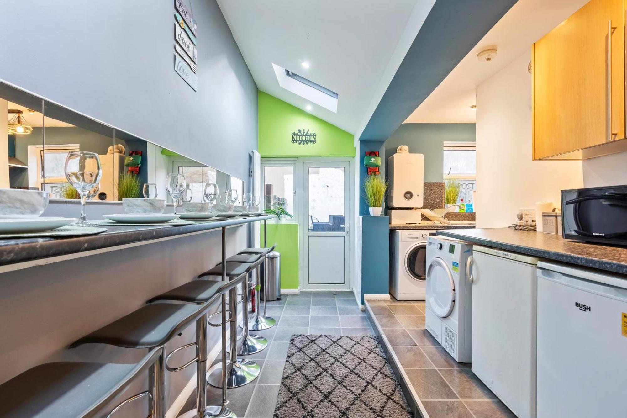 Impeccable 4-bed House In Brixton Casa vacanze Londra